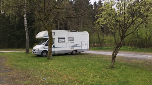 Ons maatje – 6p Adria Mobil alcove from 2004