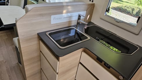 Itineo – New motorhome for up to 6 people