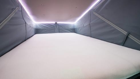 Super comfortabele, volledig uitgeruste, compacte camper