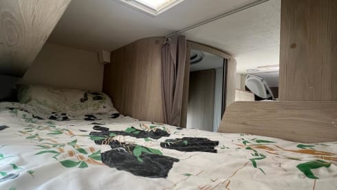 Herbie – Comfortable 4/5/6 berth Chausson Flash motorhome with all of the comforts