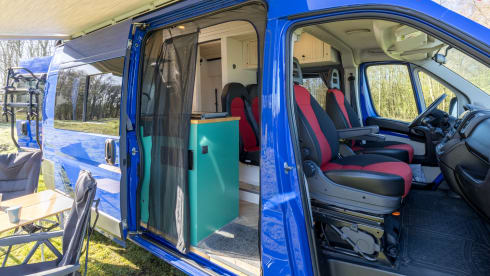 De Post Camper – Comfortable bus camper