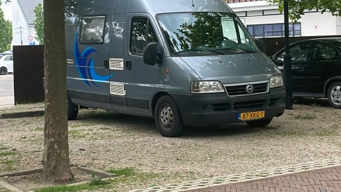 For a fantastic holiday: our excellent Bus Camper can handle that.