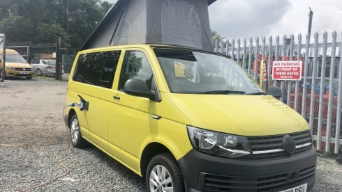 4 berth Volkswagen campervan