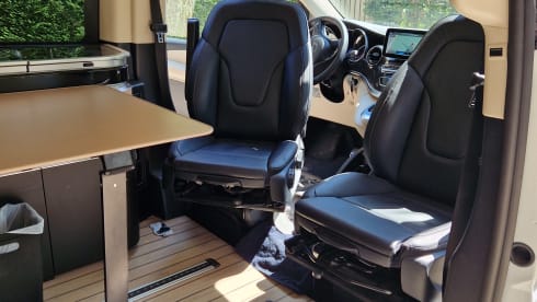 Mercedes Marco Polo 300D AMG line