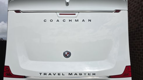 Maive – 4 berth Coachman Travelmaster 545