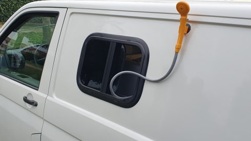 Bornfree  – Bornfree, adventure camper van