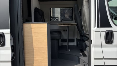 Adria Twin 640 SGX Supreme D AUTOMATIC