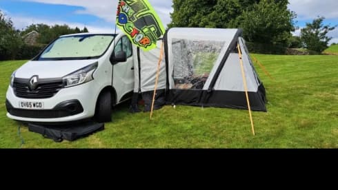JEANY – 2 berth Renault campervan from 2015