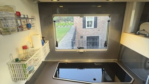 Ons Hotel op wielen – 2p Adria coral s 600 sl Mobil from 2018