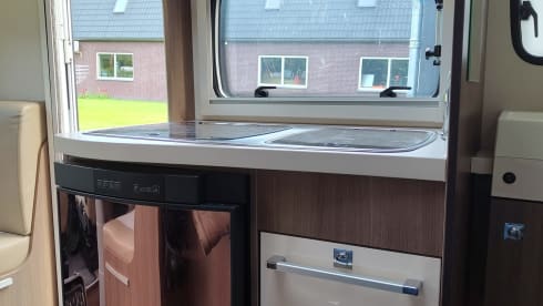 Compact 4-seater Volkswagen campervan 