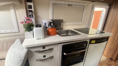 6 berth Roller Team alcove from 2017