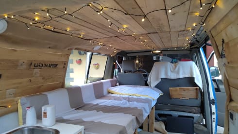 Daniiblanche  – Old van makes good broth!