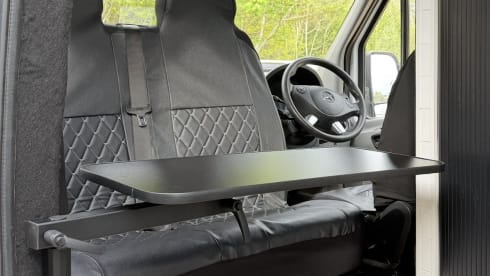 LaBrum – Mercedes-Benz Wohnmobil mit 3 Schlafplätzen ab Baujahr 2015