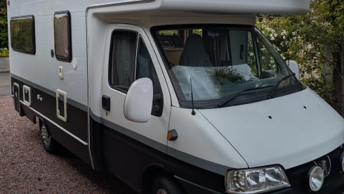 Megara – 4 berth Peugeot Boxer - newly refurbished 