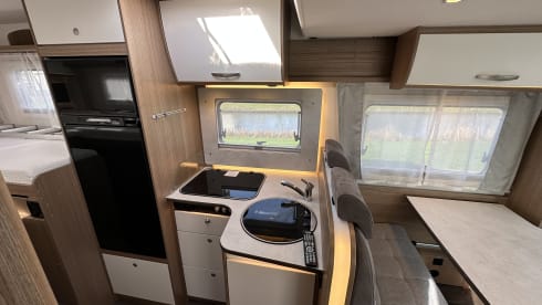4p Carado semi-integrated from 2022