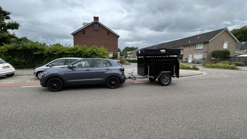 Rooftop party Van  – Happy 5/6 person Volkswagen party Van. 