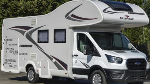 4 berth Roller Team alcove from 2021