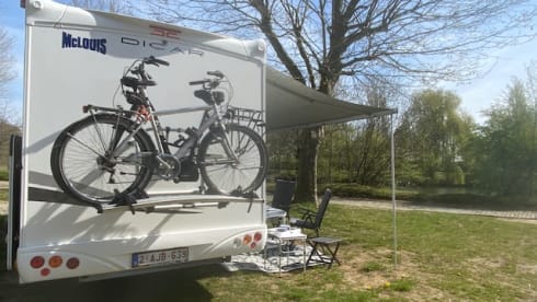 Carefree on the road with Fiat Mc Louis mobile home