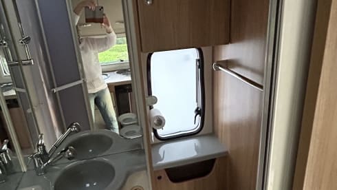 Ford Chausson – 2p Ford semi-integrated uit 2013