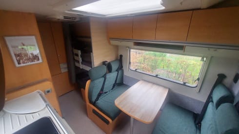 5p Hymer alcove from 2005