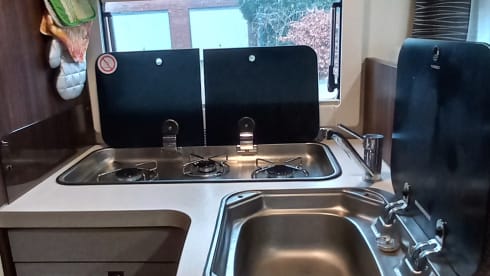 4p Benimar Cocoon uit 2017