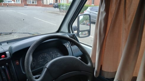 Doris – Camping-car Renault 2 places de 1998
