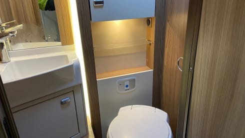 Bessecarr 597 – 2 berth Swift semi-integrated from 2021