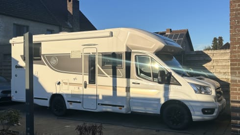 4p Benimar semi-integrated uit 2023