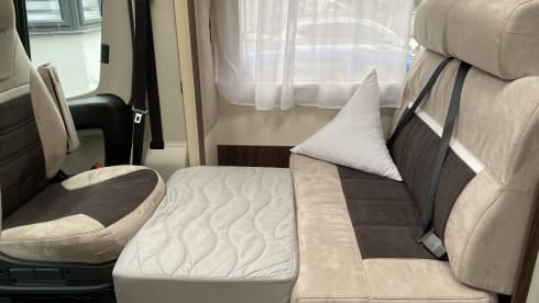 The campervan adventure  – Benimar Mileo 283 Auto 2020 with Sat nav