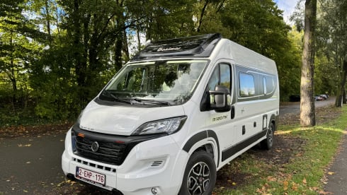 4p Benimar campervan 2.3JTD 160PK Northautokapp brand new October 2023