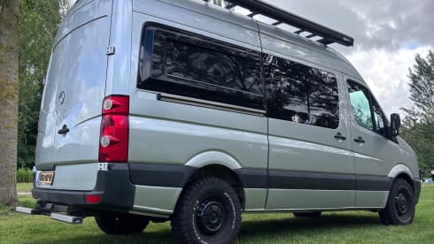 2-seater Volkswagen bus from 2009