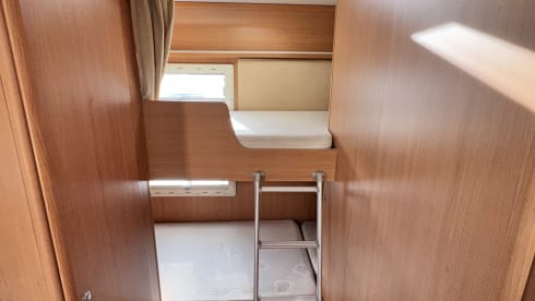 Flash – Chausson Flash 03 Motorhome - 6 birth
