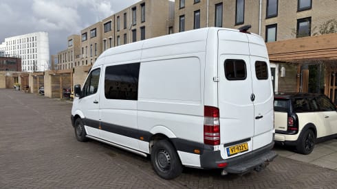 3p Mercedes-Benz bus from 2016