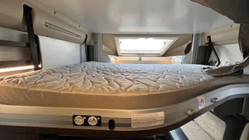 The Great White – 4p Benimar semi-integrated uit 2020