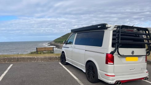 VW_VACAY – 4 berth Volkswagen campervan from 2020