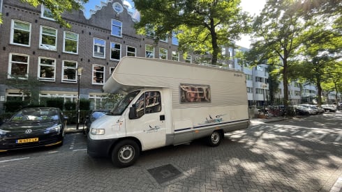 Real family camper! 4p Dethleff's alcove from 1999