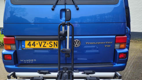 4p Volkswagen bus from 2001