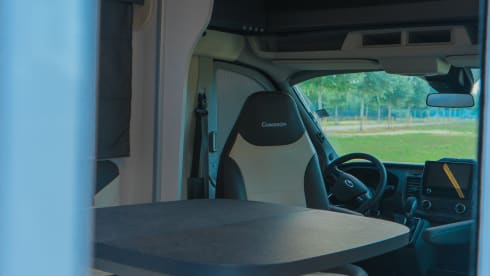 FORD CHAUSSON 640 170CAR TITANIUM PREMIUM