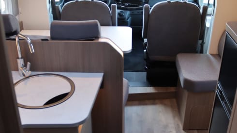 T447 editie – 4p Carado semi-integrated uit 2026