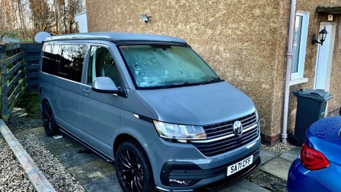STEEVAN – 2021 Volkswagen campervan 