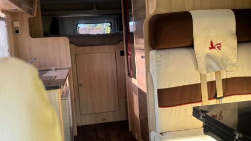 6 berth Rimor alcove from 2015