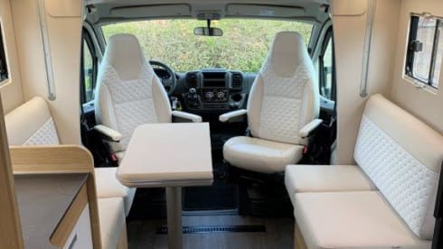 4p Adria Mobil Matrix 670 DC semi-integrated from 2022