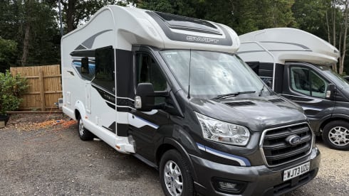 Paul – Swift Voyager 564M - Are you ready for an adventure of a lifetime?