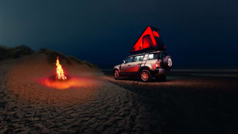 Above & Beyond – The All New Land Rover Defender