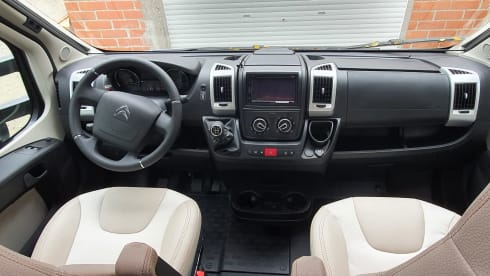 New Bürstner motorhome for 4 people