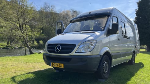 VanNoes – Spacious and hiply decorated Mercedes Sprinter