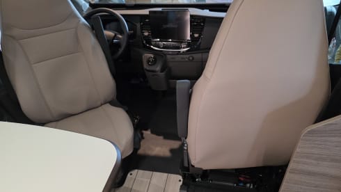 De Reiskamer op wielen  – 5p Ford integrated uit 2025