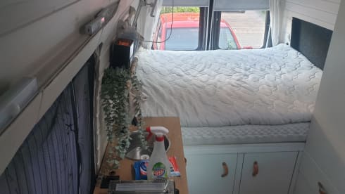 Jazzy – Volkswagen LT35 campervan from 2004, for 2 people