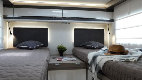 Fiat McLouis Continental H 745 GLC (model 2025)