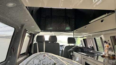 Aggi – AGGI DUB - VW (LWB) Camper with all your creature comforts- North Devon